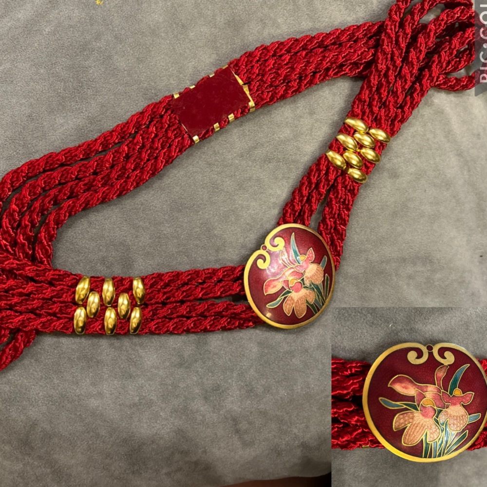 Vintage Rope Belt Orchid Buckle Red ￼Gold Detail Oriental Style 80s 90s LG